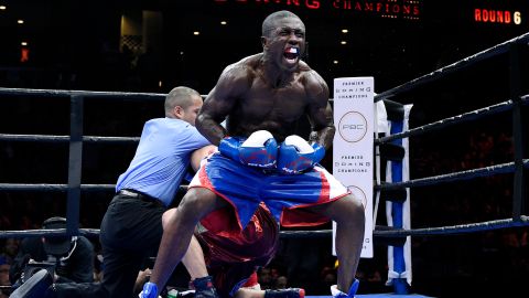 Andre Berto festeja su último triunfo, en marzo contra Josesito López.