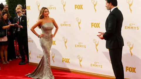 Sofía Vergara y Gina Rodríguez no defraudaron luciendo lo mejor en sus diferentes estilos.