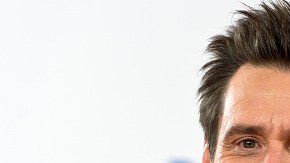 El comediante Jim Carrey asegura estar triste por la muerte de su joven expareja.