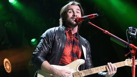 Juanes publicó varios mensajes en su red social para aclarar lo sucedido.