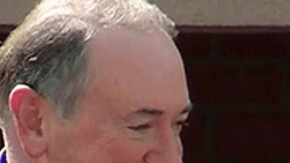 Visiblemente emocionada, Kim Davis, agradeció a Dios y a quienes la apoyaron en su decisión.