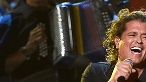 Vives dijo que se le olvido la letra porque estaba feliz.