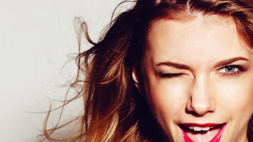 La mujer autónoma es autosuficiente y cuando está con un hombre es porque  realmente lo quiere.