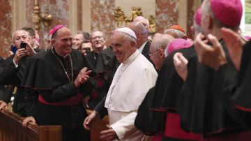El Papa Francisco llegó este miércoles al rezo de medio día en la Catedral de San Mateo
