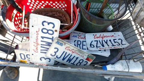 10/30/15 /SUN VALLEY/From doors, radiators, starters or hard-to-get auto parts could be found at U Pick Parts in Sun Valley. For more than a half-century U Pick Parts has served San Fernando Valley residents and Hollywood filmmakers. The landmark will be closing its doors Jan. 1 2016. (Photo by Aurelia Ventura/La Opinion)
