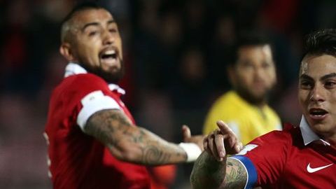 Vargas hizo el primero para los andinos.