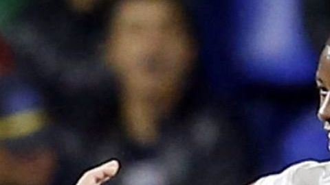 Wijnaldum lo volvió a hacer, ahora en la Premier.