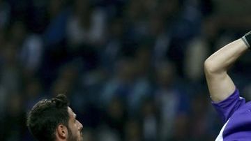 Iker se sobrepone al pasado.