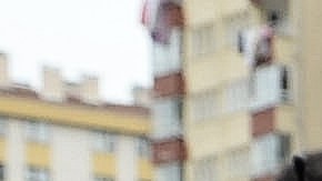 Familiares le dan el último adiós a una de las víctimas del atentado, en Ankara, Turquía.