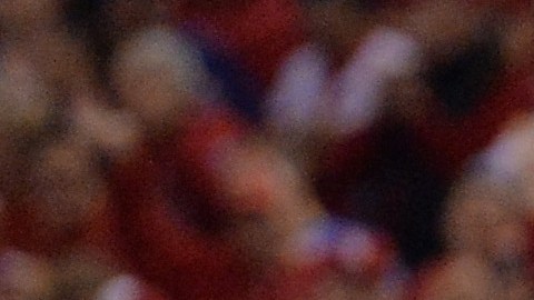 Stephen Piscotty, uno de esos talentosos novatos de los Cardenales, celebra su jonrón de dos carreras que selló el triunfo.