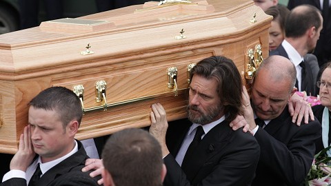 Cathriona White tenía 28 años al momento de suicidarse.