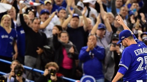 Gran labor de Marco Estrada en el quinto de la serie.