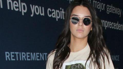 Kendall asegura que fueron sus hermanas mayores quienes le ayudaron a superar sus complejos.