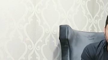 Vestido de negro y con gesto serio, Larry Hernández ha querido dar explicaciones a sus fans.