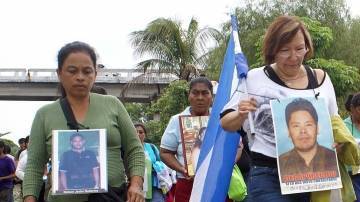 Madres en busca de migrantes.