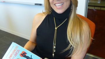 La popular motivadora puertorriqueña recopiló decenas de tips en su última publicación "El Empujoncito para el Amor". /Liseth Pérez/ED