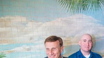 Funcionarios asistieron el pasado fin de semana a Casselberry, donde se celebró el Festival de Jazz Latino y se reveló el restaurado mosaico-mural de 20 pies de largo.