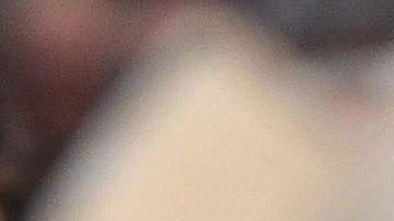 ETF16. Vatican City (Vatican City State (holy See)), 25/10/2015.- Pope Francis (C) leaves after celebrating the closing Mass of the XIV Ordinary Meeting of the Synod of Bishops in the Saint Peter's Basilica in the Vatican City, 25 October 2015. Pope Francis called for the Synod of Bishops that began on 04 October, to review positions on family issues, including the approach to take towards those who do not fully comply with Catholic ideals of married, faithful, heterosexual and child-bearing unions. (Papa) EFE/EPA/ETTORE FERRARI