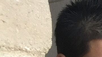 MEX11. COSALÁ (MÉXICO), 16/10/2015.- Fotografía cedida por el diario Noroeste hoy, viernes 16 de octubre de 2015, que muestra a habitantes de la población de Tamazula, del estado de Durango (México), en Cosalá , Sinaloa, donde se refugian debido a que han huido de su lugar de origen debido a la violencia y los fuertes operativos del Ejercito y la Policía Federal que buscan a Joaquín "El Chapo" Guzmán Loera. Los operativos castrenses y el fuego cruzado han forzado el desplazamiento de más de 260 personas a Cosalá, aseguró este miércoles el alcalde de ese municipio sinaloense limítrofe con Durango, Samuel Zacarías Lizárraga. EFE/NOROESTE /SOLO USO EDITORIAL