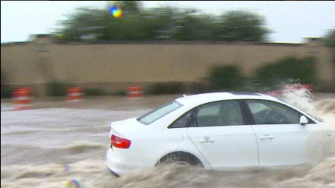 Desde la noche del viernes se reportaron fuertes lluvias en Texas.