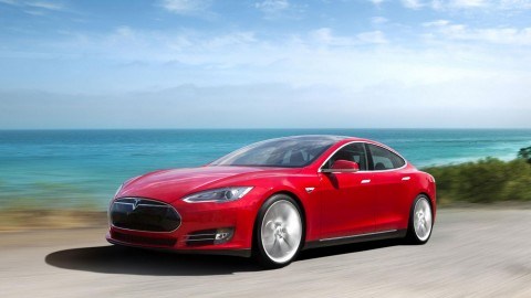 Los propietarios deben pagar una cuota única de $2500 para activar el software.