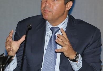 Don Peebles está explorando la posibilidad de lanzarse como candidato a la alcaldía en 2017.