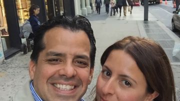 Jorge Viera y su novia Anna en las calles del SoHo.