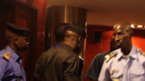 En el hotel estaban hospedadas unas 140 personas.