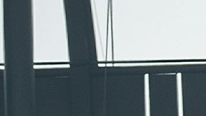 El Gran Premio de México de Fórmula 1 fue un exito rotundo en los graderíos. Aquí, la postal más típica de la carrera, con la salida del estadio y el Palacio de los Deportes en el fondo.