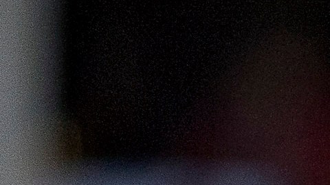 Raúl Jiménez intenta una chilena en el partido ante El Salvador.