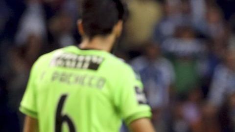 Layún anda intratable.