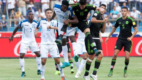 México ganó en San Pedro Sula y marcha primero en el grupo A con seis unidades.