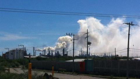 Explosión en Refinería en Oaxaca.