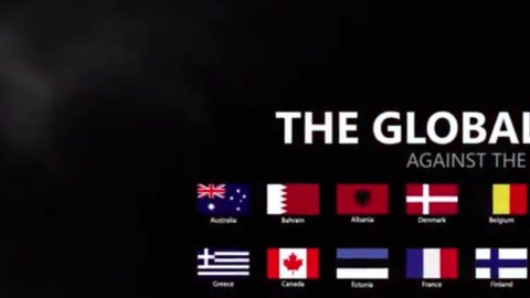 El Estado Islámico incluye la bandera de México en un video de amenaza.