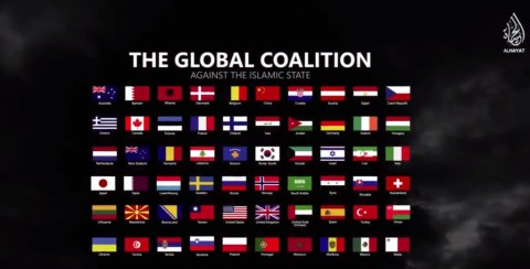 El Estado Islámico incluye la bandera de México en un video de amenaza.