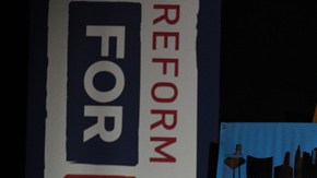 Precandidato demócrata Bernie Sanders habló en Las Vegas hace dos semanas ante activistas pro inmigrantes y esta semana presentó un detallado plan escrito para legalizar e integrar a los inmigrantes.