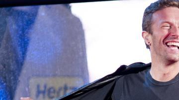 Esta no es la primera vez que Chris reconoce públicamente encontrar muy atractivo al intérprete británico.