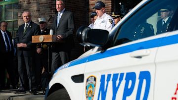 No nos rendiremos ante los deseos de ISIS enfatizó el Alcalde junto al máximo jefe del NYPD.