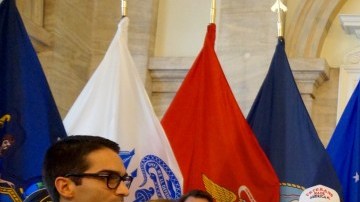 Veteranos en City Hall