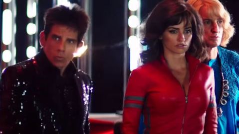 Penélope Cruz es una agente de la Interpol en esta comedia que se ríe del mundo fashion.