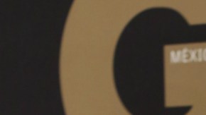 La cantante admite que no es fácil mantener una relación con una celebridad.