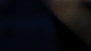 Holly Holm festeja con el cinturón de peso gallo que arrebató a Ronda Rousey en el UFC 193.