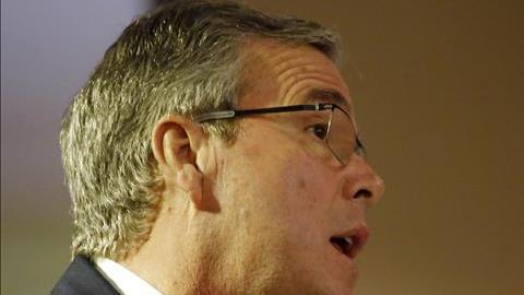 Bush es el favorito de los Super PACS pero no de las encuestas.