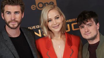 De izq. a der., los actores Liam Hemsworth,  Jennifer Lawrence y Josh Hutcherson en plena promoción de "The Hunger Games".