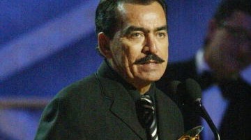 Joan Sebastian será recordado desde sus inicios hasta sus últimos días de vida en nueva serie de televisión.
