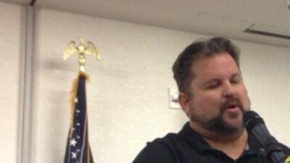 John Samuelsen, presidente de la Union de Trabajadores de Tránsito Local 100, pide más seguridad y control en las estaciones de subway de la región en vista de las amenazas terroristas.