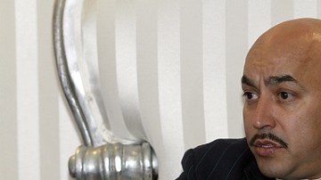 Lupillo Rivera parece estar listo para reunirse con sus familiares tras años de pleitos públicos.