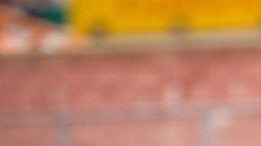 Raúl celebró su gol como siempre, besándose el anillo.