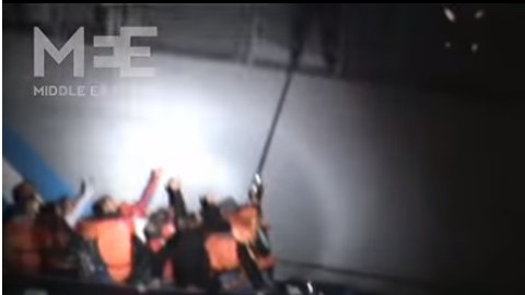 Los refugiados sirios piden ayuda.