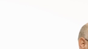 Con el mismo trabajo y formación las mujeres, de partida, cobran un 2.7% menos./Shutterstock